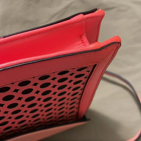 Neiman Marcus Orange and Peach purse Vegan Leather Good Pre-owned Condition. - Picture 6 of 8